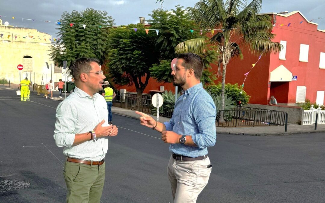 Repavimentación y nueva red de aguas en calles de la zona de La Punta en La Cruz Santa